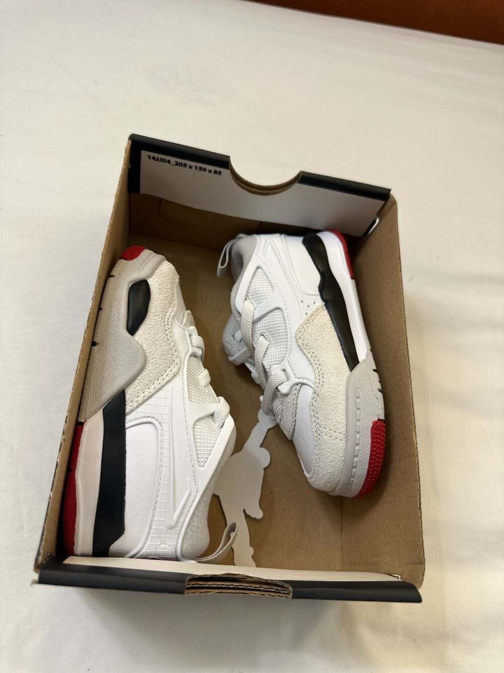 Jordan 4 RM (TD) size 7 C